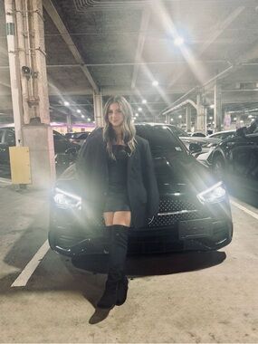 Meet your Posher, Eliana